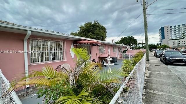 Real estate property located at 1801 5th St, Miami-dade, Rogers Addn, Miami, FL