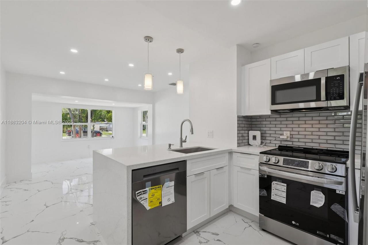 Real estate property located at 232 22nd St, Broward, Lauderdale, Fort Lauderdale, FL