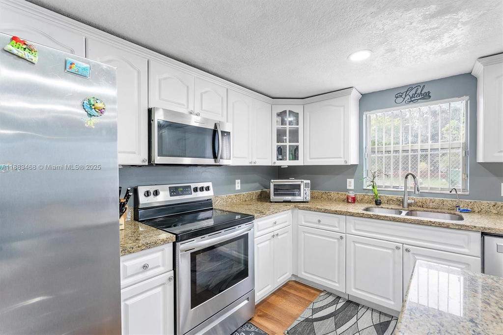 Real estate property located at 649 Latona Ave, Palm Beach, Latona Court Amnded Plat, Lake Worth, FL