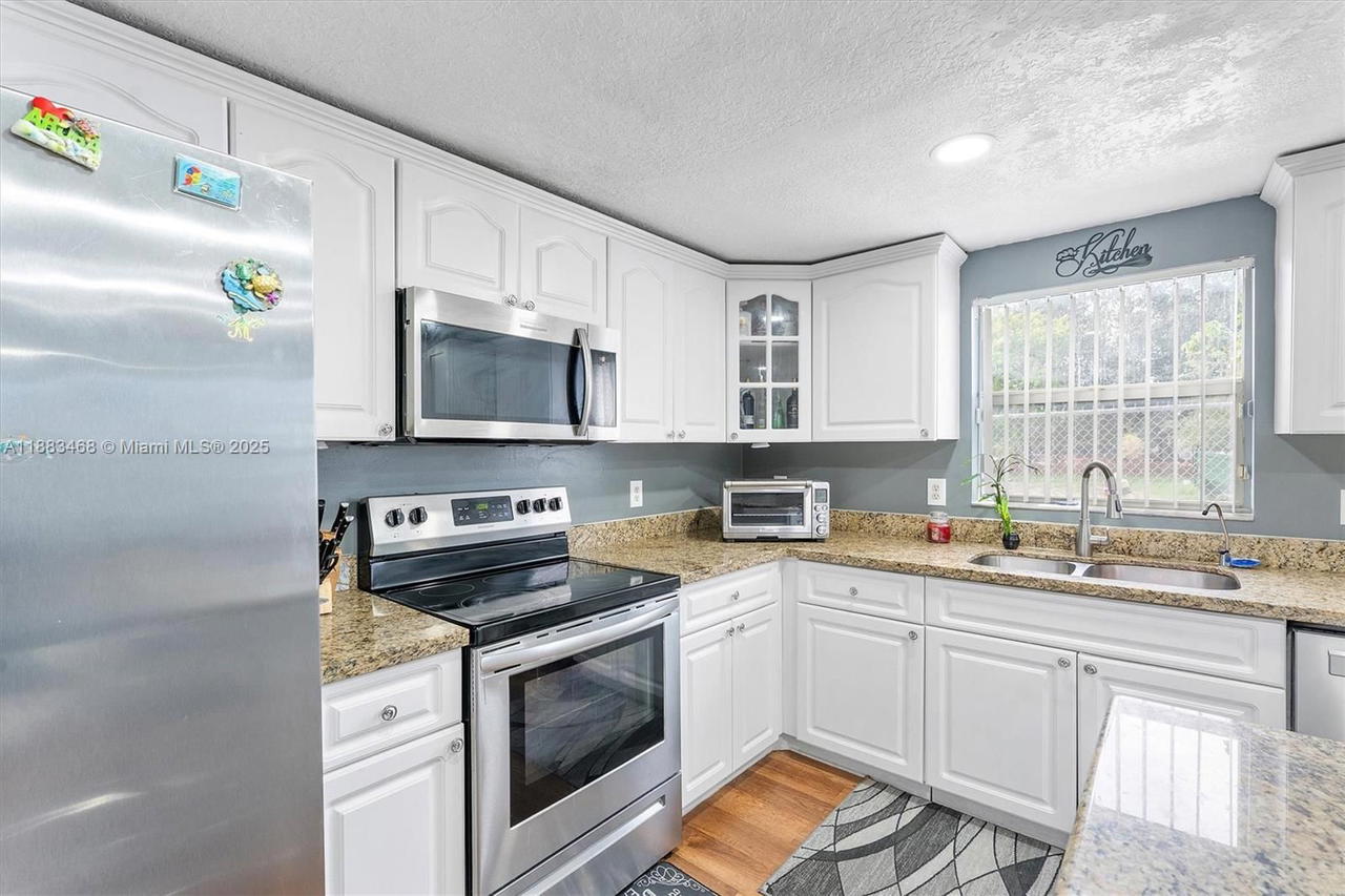 Real estate property located at 649 Latona Ave, Palm Beach, Latona Court Amnded Plat, Lake Worth, FL