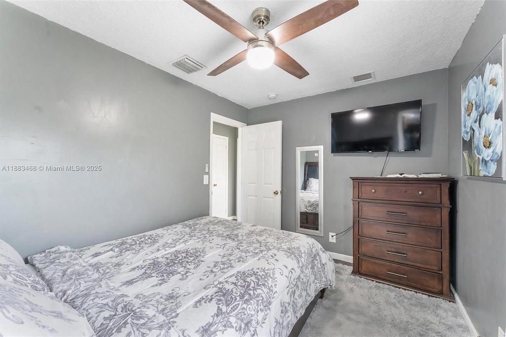 Real estate property located at 649 Latona Ave, Palm Beach, Latona Court Amnded Plat, Lake Worth, FL