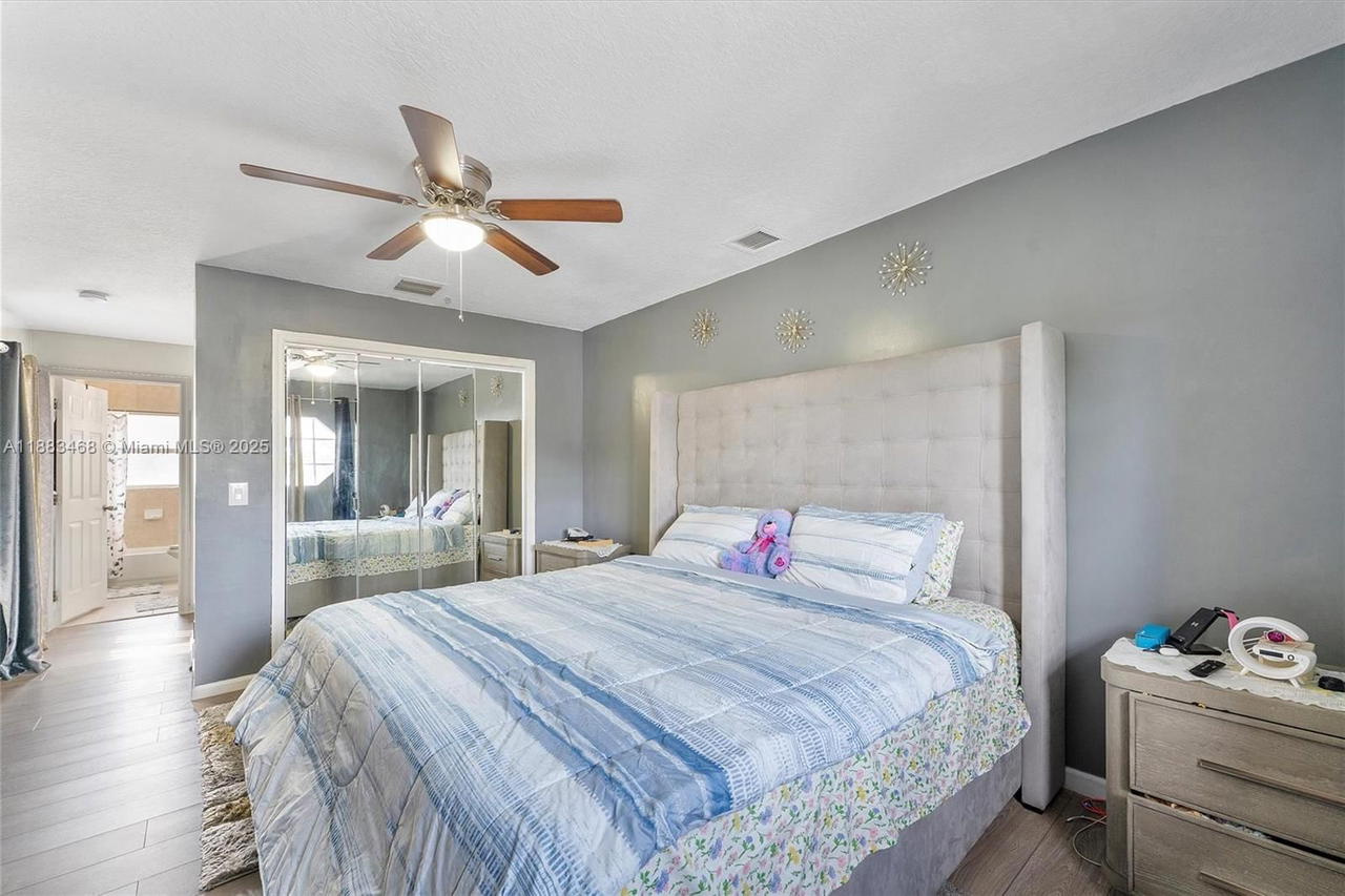 Real estate property located at 649 Latona Ave, Palm Beach, Latona Court Amnded Plat, Lake Worth, FL