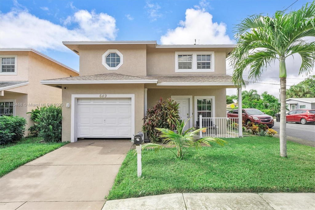 Real estate property located at 649 Latona Ave, Palm Beach, Latona Court Amnded Plat, Lake Worth, FL