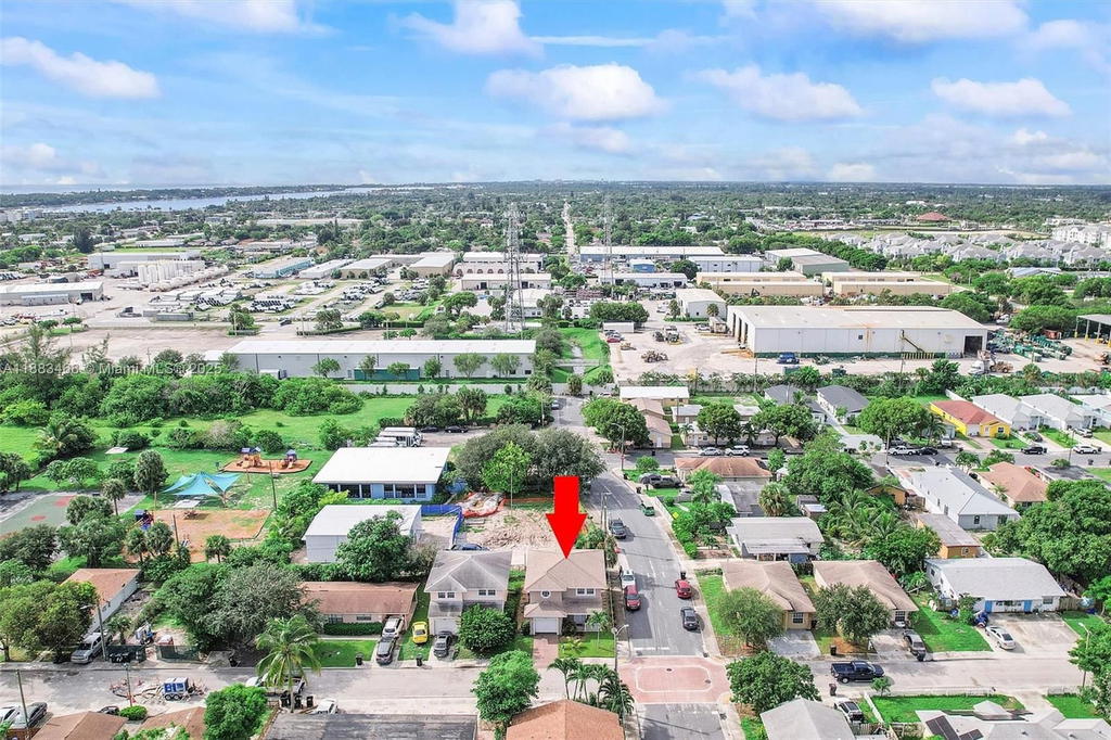 Real estate property located at 649 Latona Ave, Palm Beach, Latona Court Amnded Plat, Lake Worth, FL