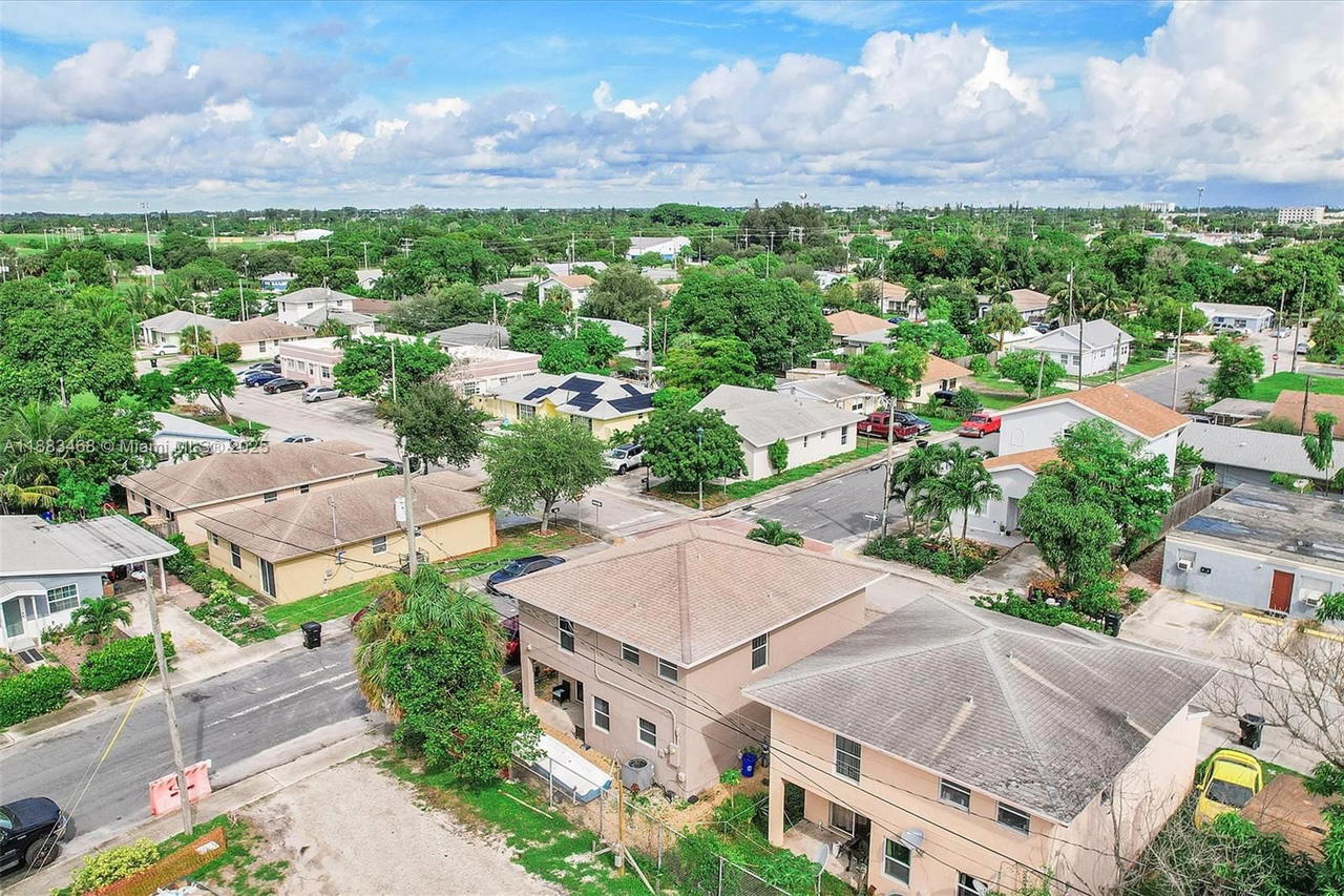 Real estate property located at 649 Latona Ave, Palm Beach, Latona Court Amnded Plat, Lake Worth, FL