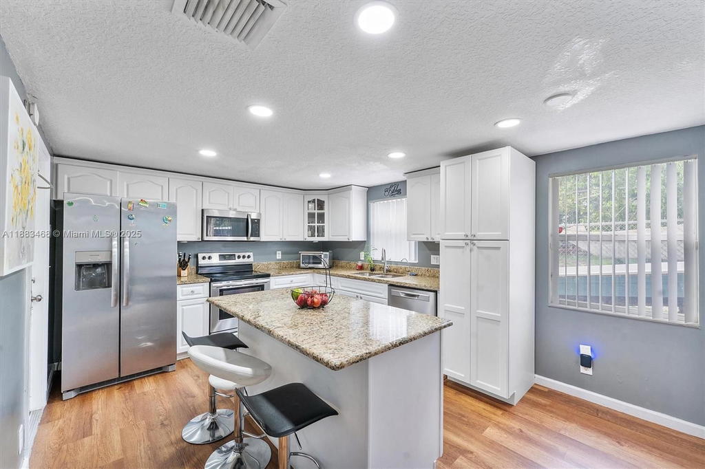 Real estate property located at 649 Latona Ave, Palm Beach, Latona Court Amnded Plat, Lake Worth, FL