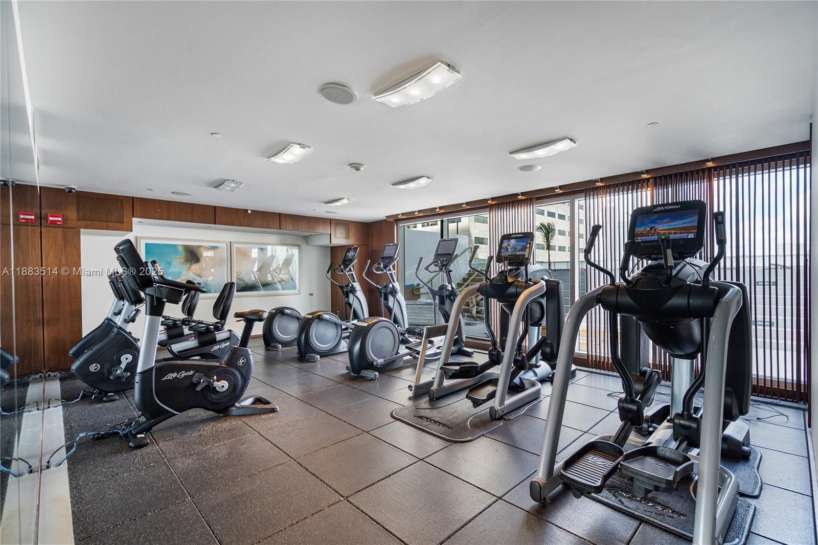 Real estate property located at 325 Biscayne Blvd #4115, Miami-dade, One Miami West Condo, Miami, FL