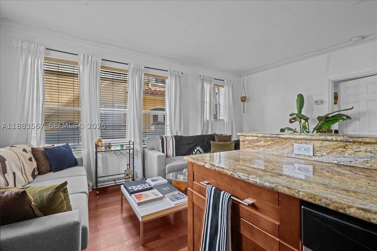 Real estate property located at 1027 Pennsylvania Ave #101, Miami-dade, Penn Plaza Condo, Miami Beach, FL