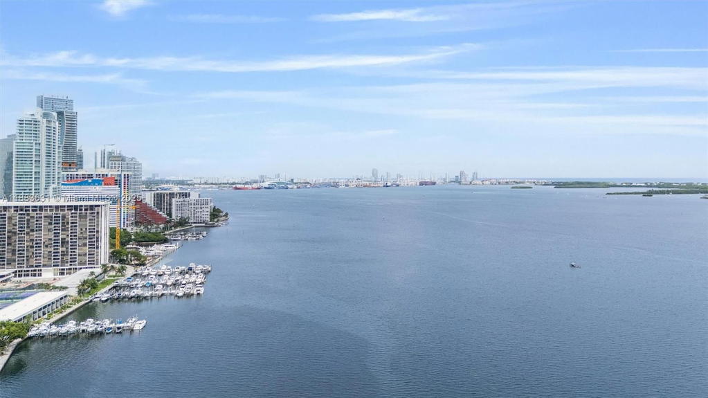 Real estate property located at 2333 Brickell Ave #1207, Miami-dade, Brickell Bay Club Condo, Miami, FL