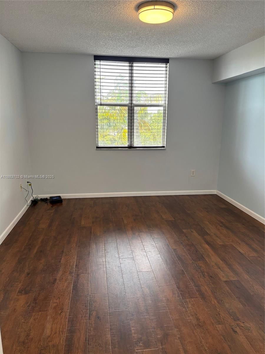 Real estate property located at 1900 Van Buren St #320B, Broward, Regent Park Condo, Hollywood, FL