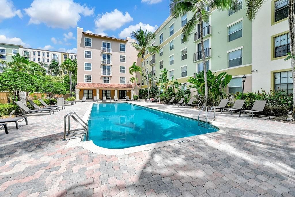 Real estate property located at 1900 Van Buren St #320B, Broward, Regent Park Condo, Hollywood, FL