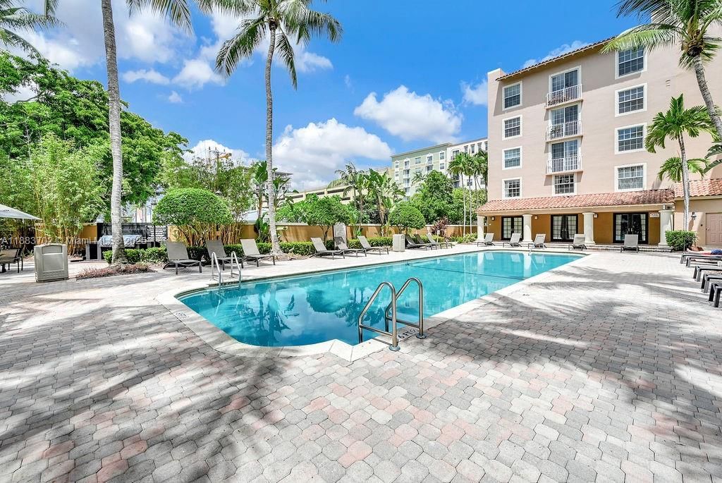 Real estate property located at 1900 Van Buren St #320B, Broward, Regent Park Condo, Hollywood, FL