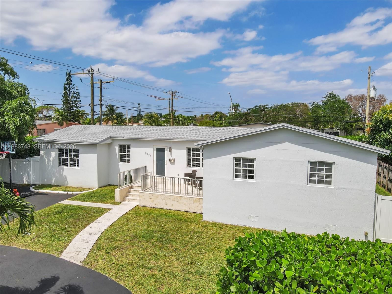 Real estate property located at 8371 32nd Ter, Miami-dade, Coral Way Village Sec A P, Miami, FL