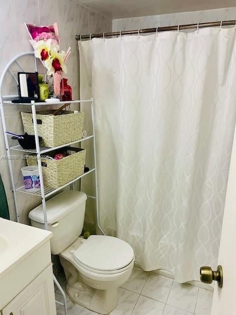 Real estate property located at 1810 56th St #3315, Miami-dade, Palm-east Gardens Condo, Hialeah, FL