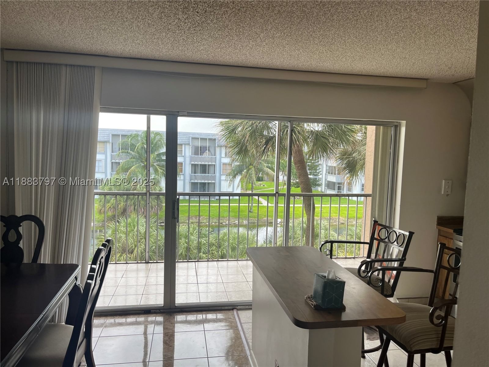 Real estate property located at 17000 67th Ave #335, Miami-dade, Country Lane Condo #2, Hialeah, FL