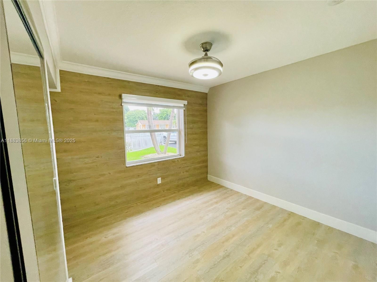 Real estate property located at 20400 40th Ct, Miami-dade, 3rd Addn To Starlight, Miami Gardens, FL