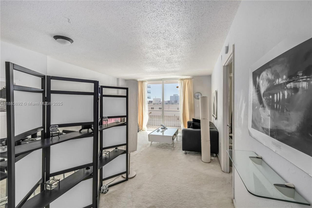 Real estate property located at 345 Ocean Dr #707, Miami-dade, Ocean Point Condo, Miami Beach, FL