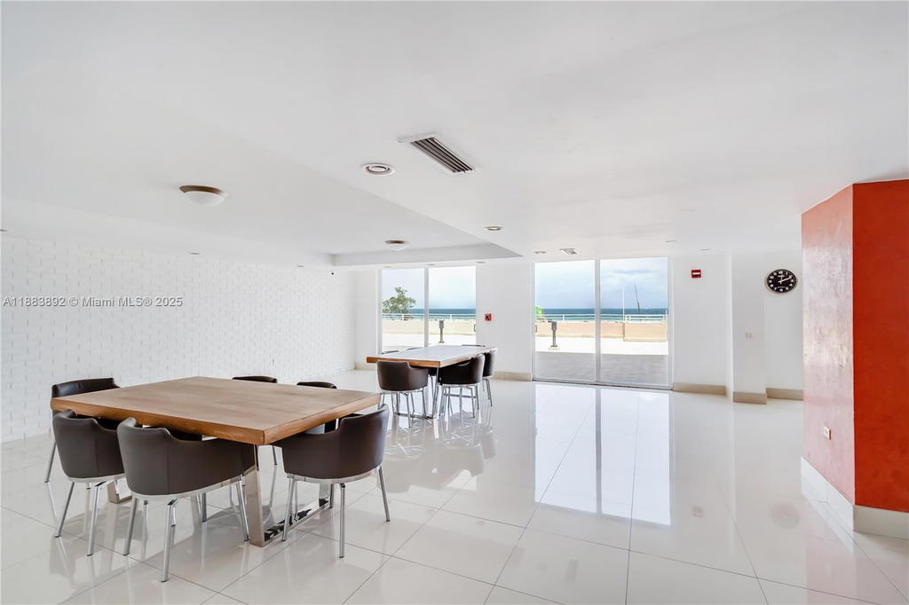 Real estate property located at 345 Ocean Dr #707, Miami-dade, Ocean Point Condo, Miami Beach, FL