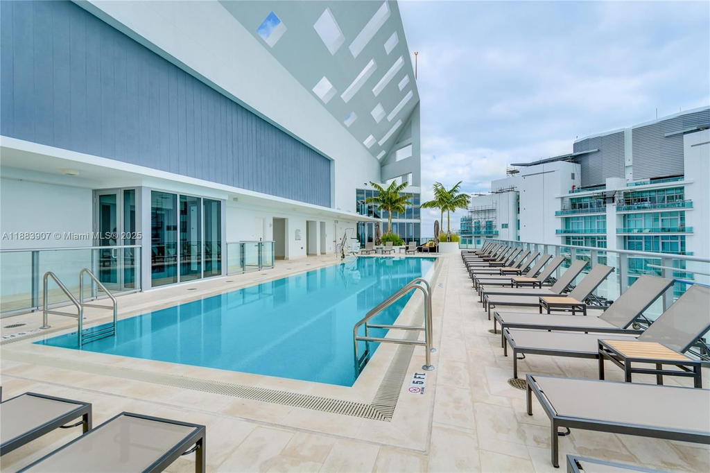 Real estate property located at 1300 Brickell Bay Dr #708, Miami-dade, Brickellhouse Condo, Miami, FL