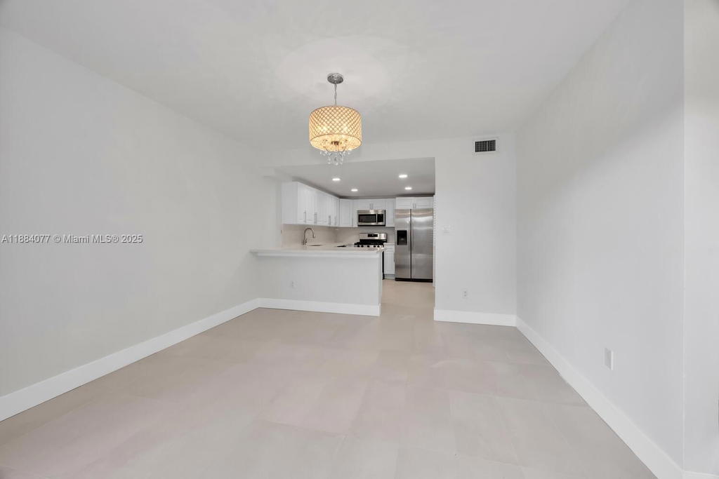 Real estate property located at 11500 64th St H, Miami-dade, Snapper Vilg Phase 2 Sec, Miami, FL