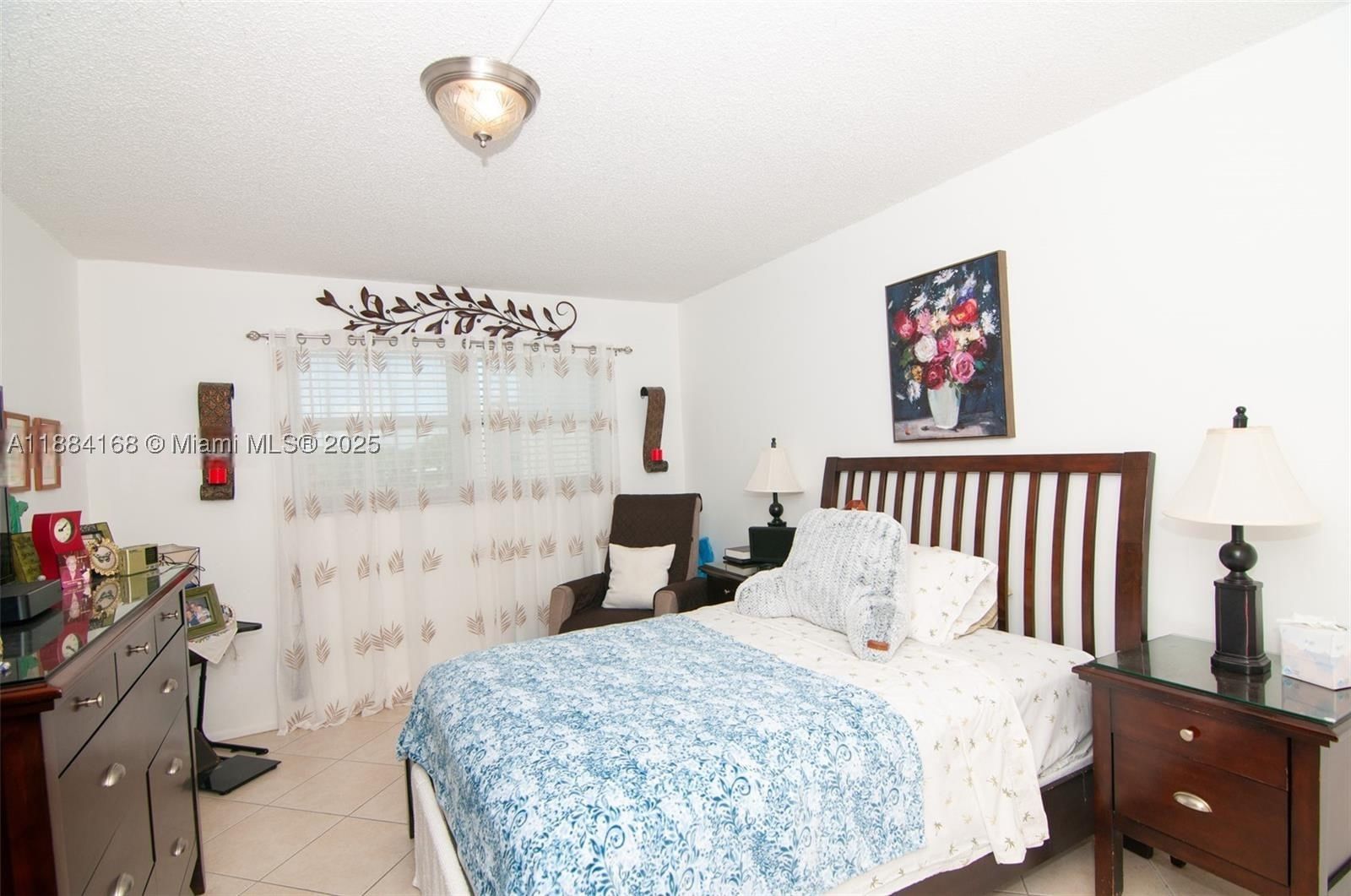 Real estate property located at 8300 Sunrise Lakes Blvd #206, Broward, Sunrise Lakes 55 Condo, Sunrise, FL