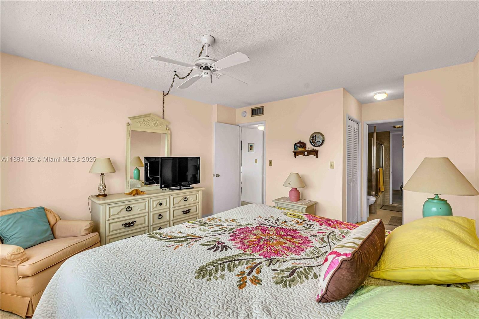 Real estate property located at 1630 Ocean Blvd #515, Broward, Tiffany Gardens West Cond, Pompano Beach, FL