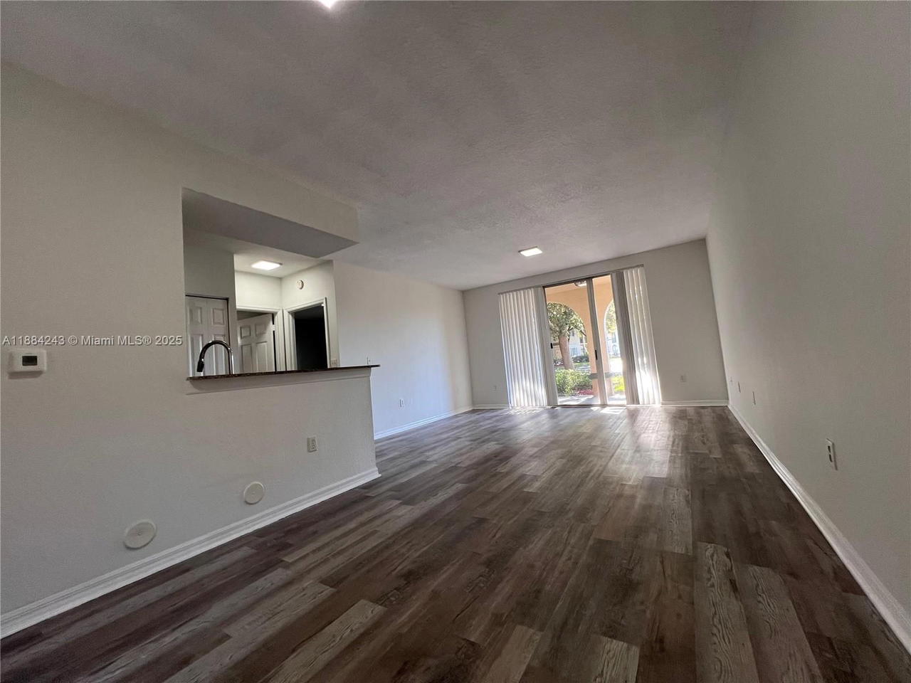 Real estate property located at 2400 Centergate Dr #102, Broward, Aventine At Miramar Condo, Miramar, FL