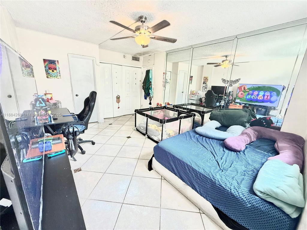 Real estate property located at 3660 166th St #101 +40 Deeded Dock, Miami-dade, Eastern Shores White Hous, North Miami Beach, FL