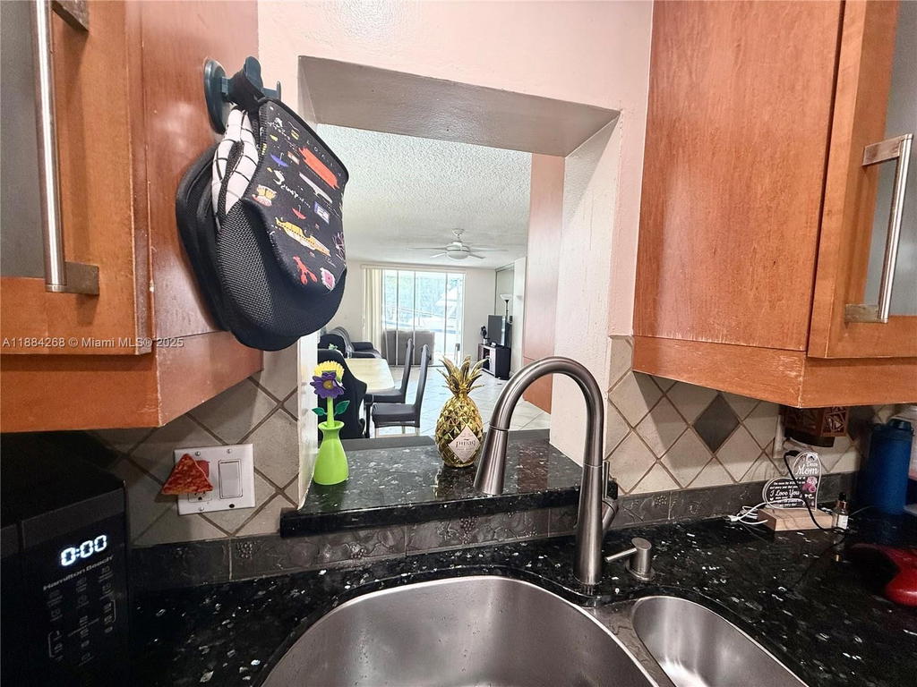 Real estate property located at 3660 166th St #101 +40 Deeded Dock, Miami-dade, Eastern Shores White Hous, North Miami Beach, FL