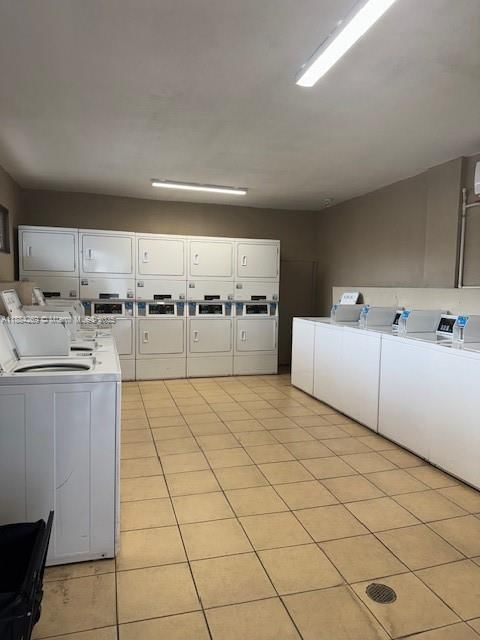 Real estate property located at 1800 Sans Souci Blvd #143, Miami-dade, Bayview Palms Condo, North Miami, FL
