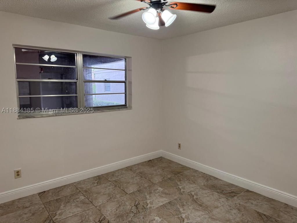 Real estate property located at 2471 82nd Ave #108, Broward, Arrowhead Condo No Iii, Davie, FL