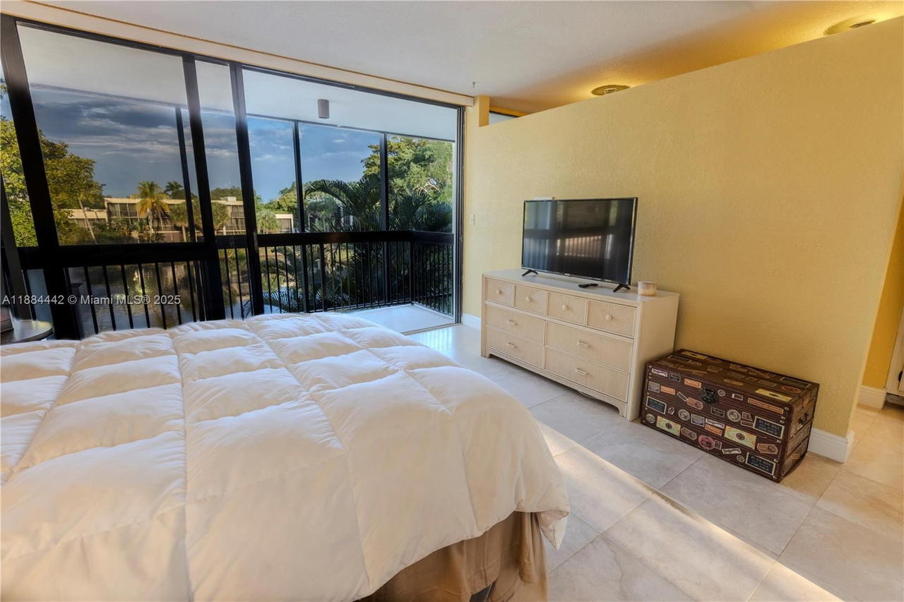 Real estate property located at 2930 87th Ter #1808, Broward, Harvest Section Three Con, Davie, FL