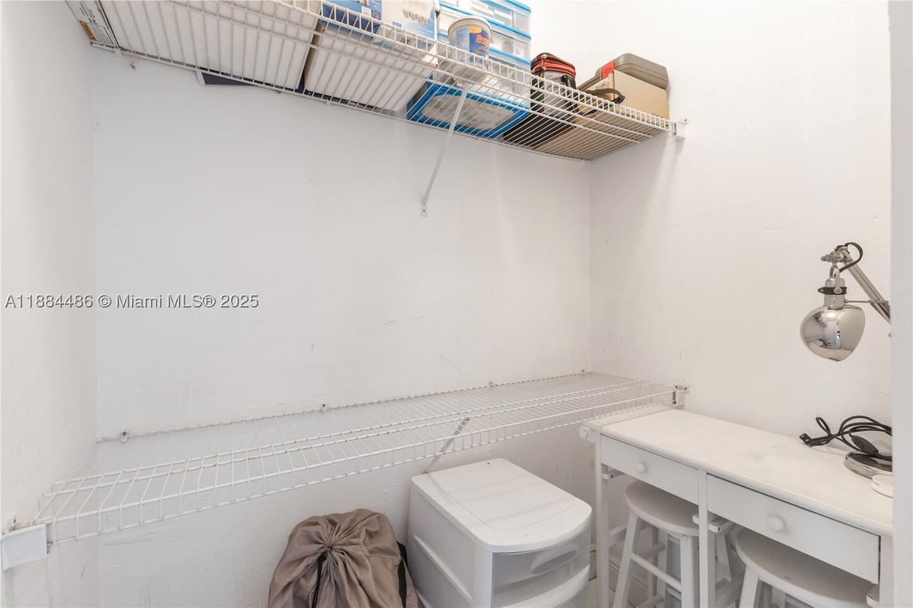 Real estate property located at 1241 14th St #9, Miami-dade, Ken Mae Garden Condo, Miami Beach, FL