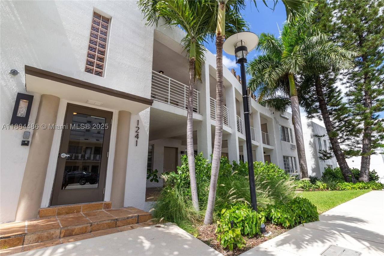 Real estate property located at 1241 14th St #9, Miami-dade, Ken Mae Garden Condo, Miami Beach, FL