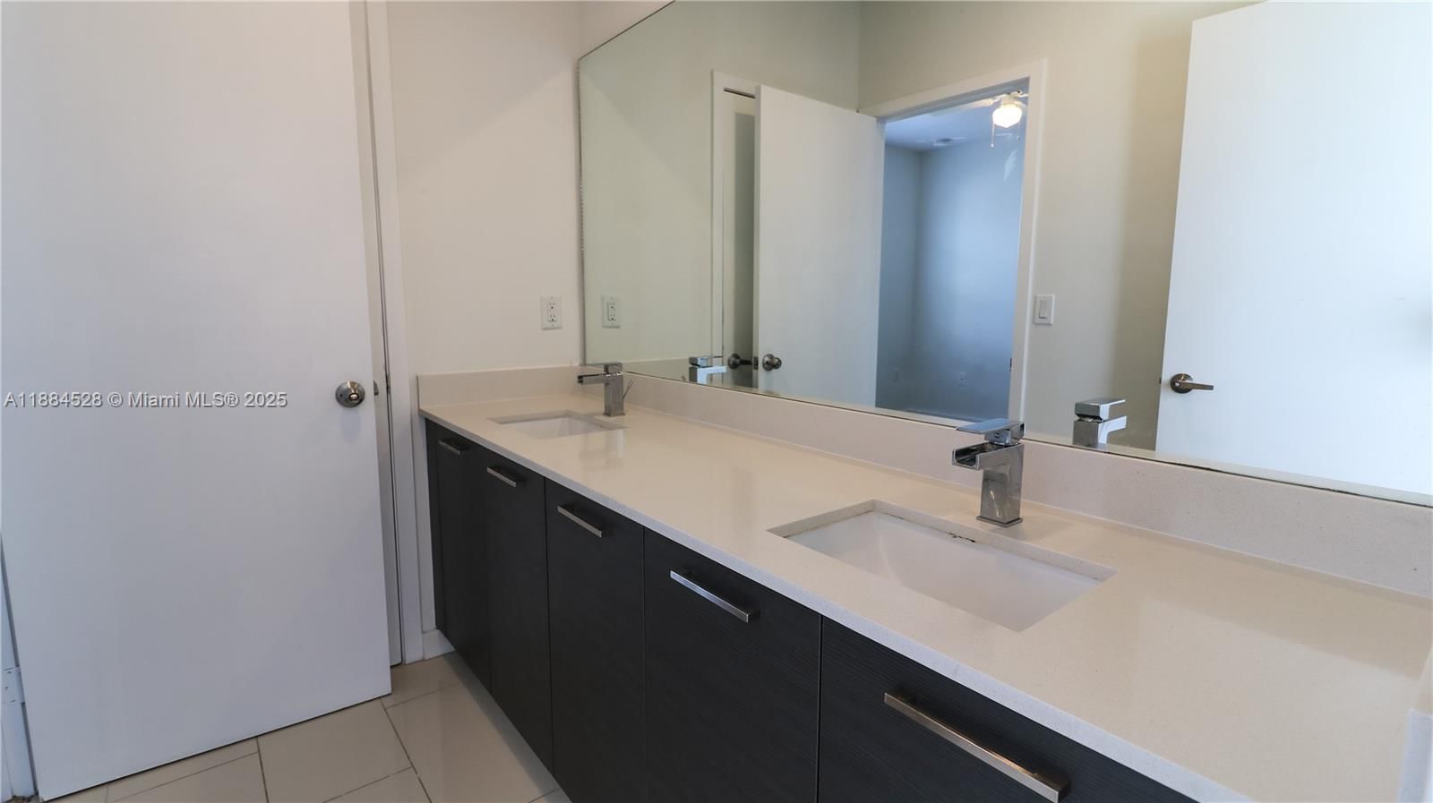 Real estate property located at 3400 13th St, Broward, Georgetown, Lauderhill, FL