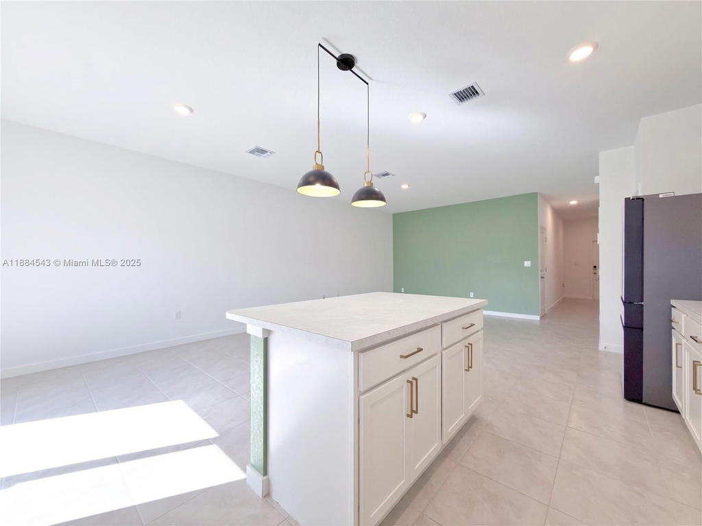 Real estate property located at 848 3rd Way, Broward, Highland Oaks, Pompano Beach, FL