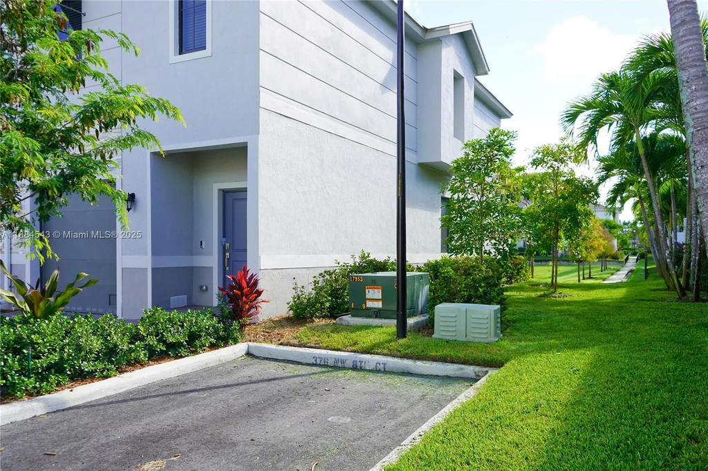 Real estate property located at 848 3rd Way, Broward, Highland Oaks, Pompano Beach, FL
