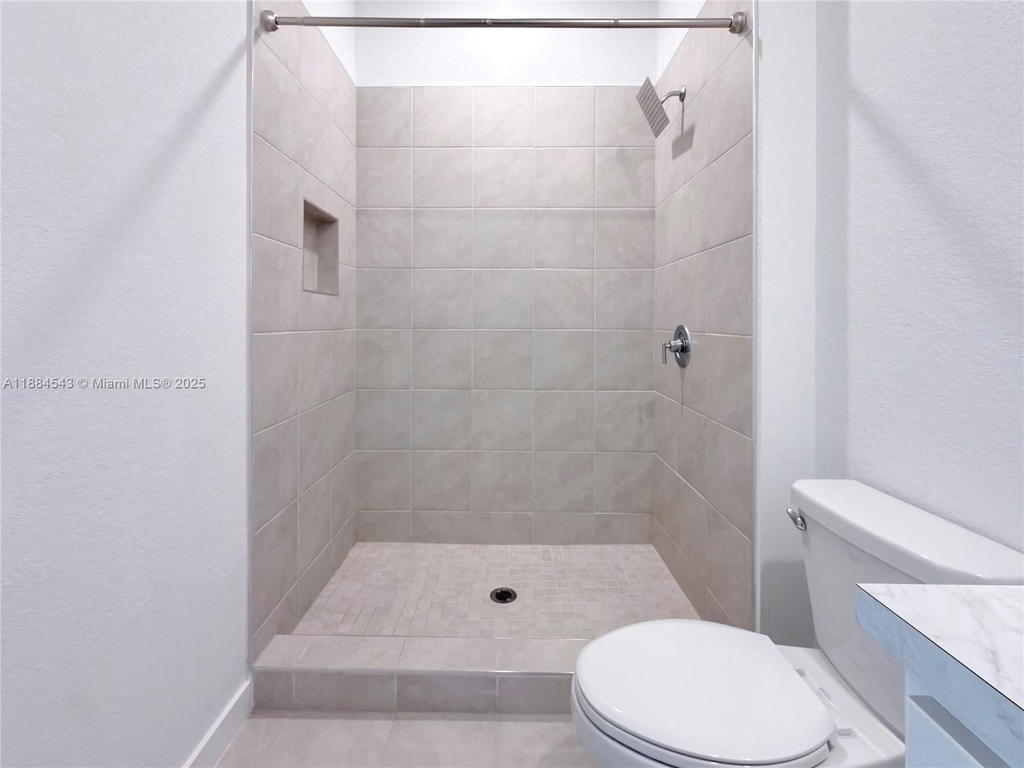 Real estate property located at 848 3rd Way, Broward, Highland Oaks, Pompano Beach, FL