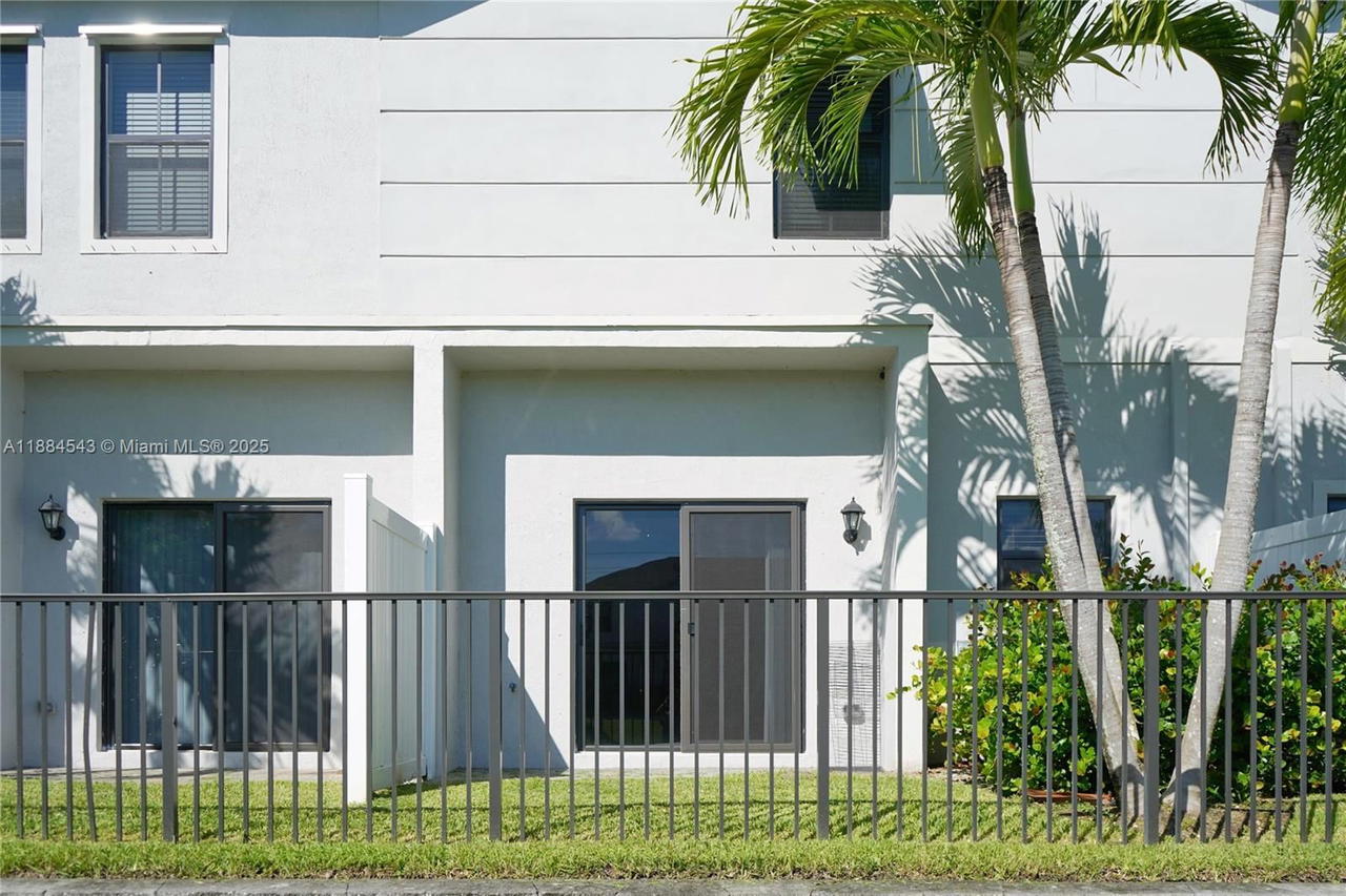 Real estate property located at 848 3rd Way, Broward, Highland Oaks, Pompano Beach, FL