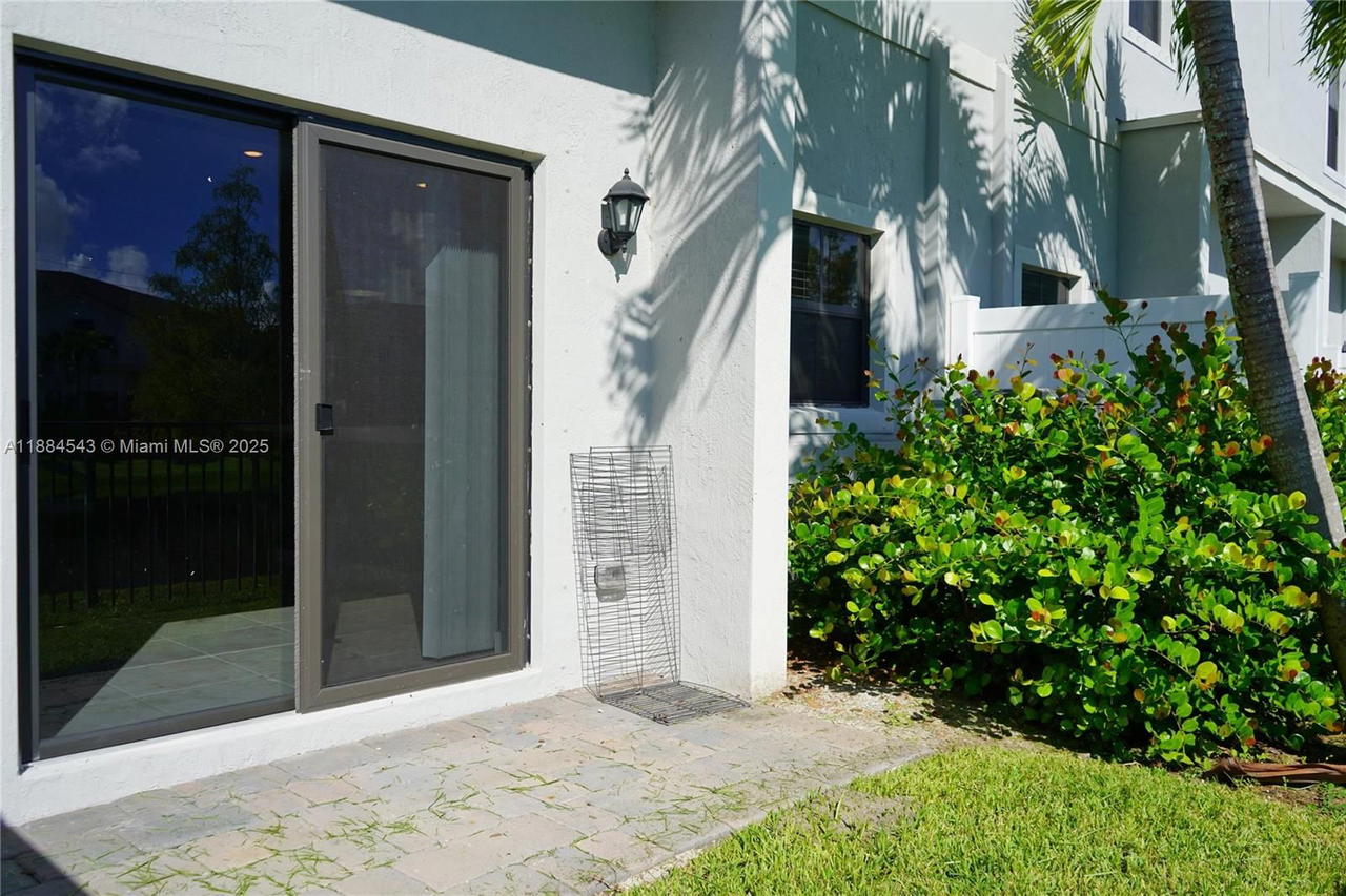 Real estate property located at 848 3rd Way, Broward, Highland Oaks, Pompano Beach, FL