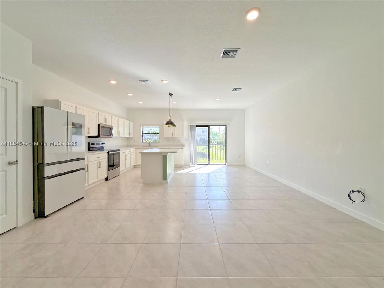 Real estate property located at 848 3rd Way, Broward, Highland Oaks, Pompano Beach, FL