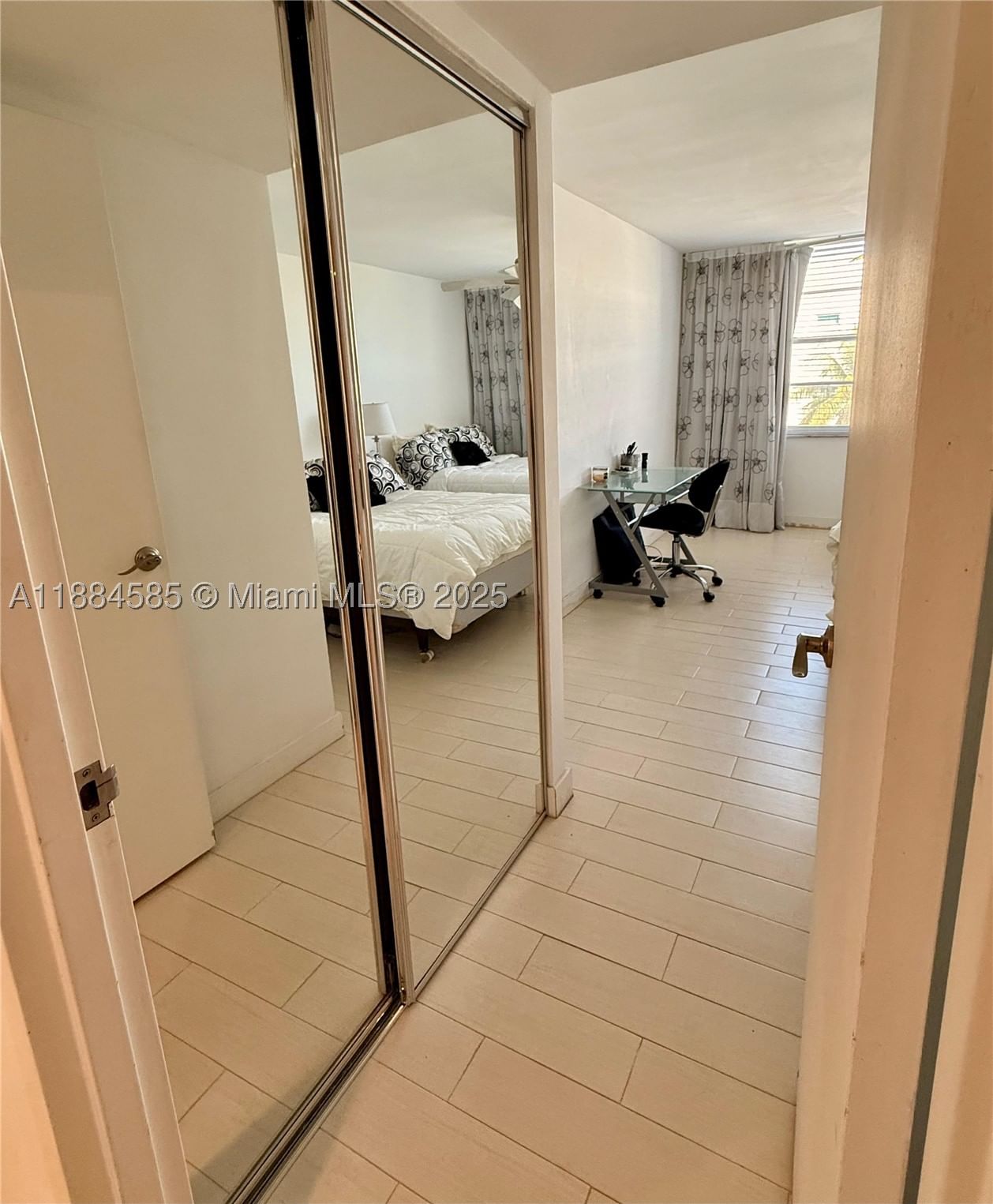 Real estate property located at 4142 Jefferson Ave #4D, Miami-dade, 41st Street Business Sub, Miami Beach, FL