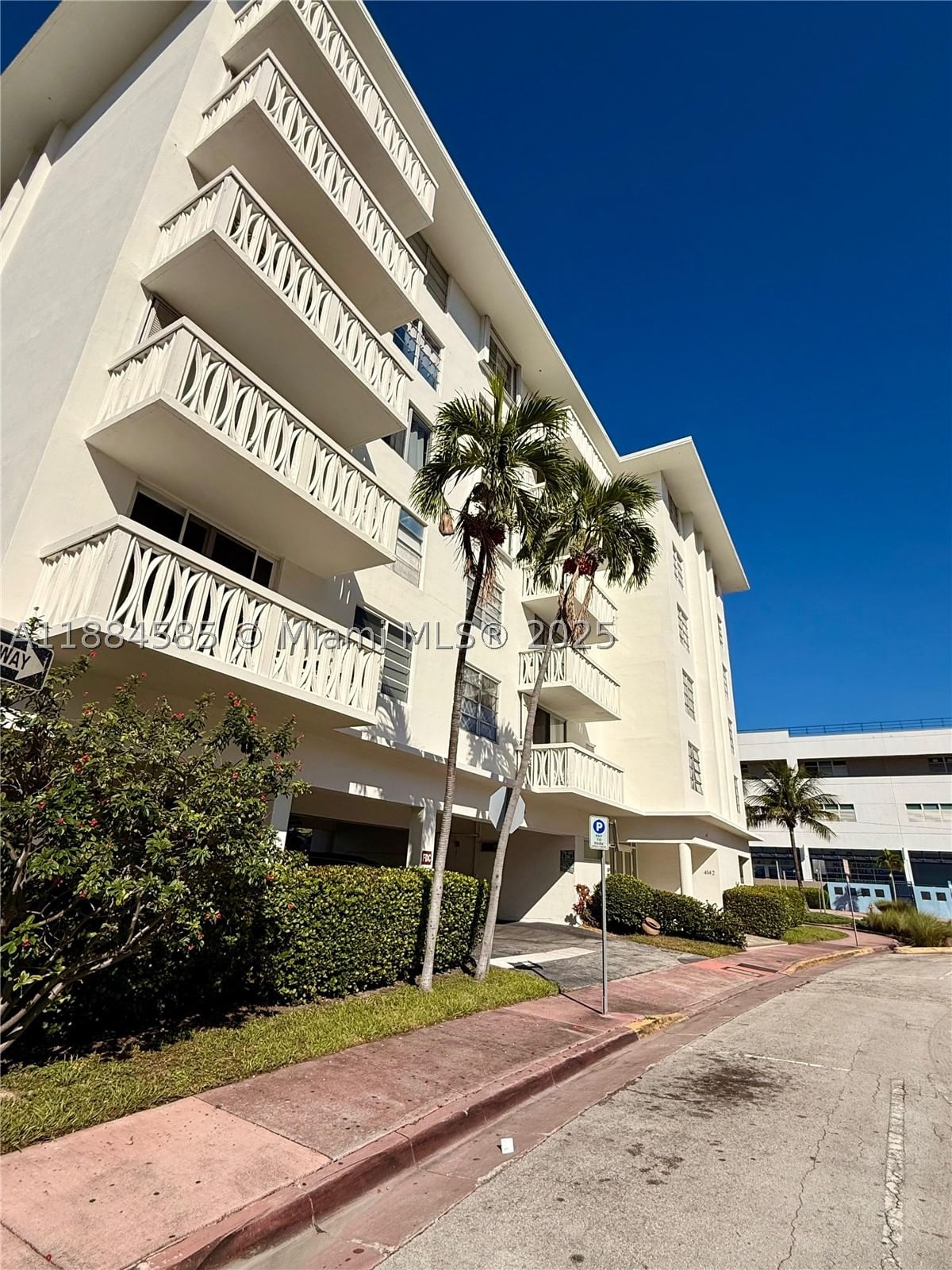 Real estate property located at 4142 Jefferson Ave #4D, Miami-dade, 41st Street Business Sub, Miami Beach, FL