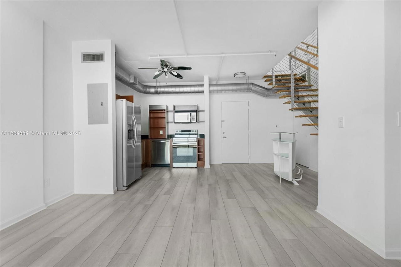 Real estate property located at 690 SW 1 CT PHII 19, Miami-dade, Neo Vertika Condo, Miami, FL