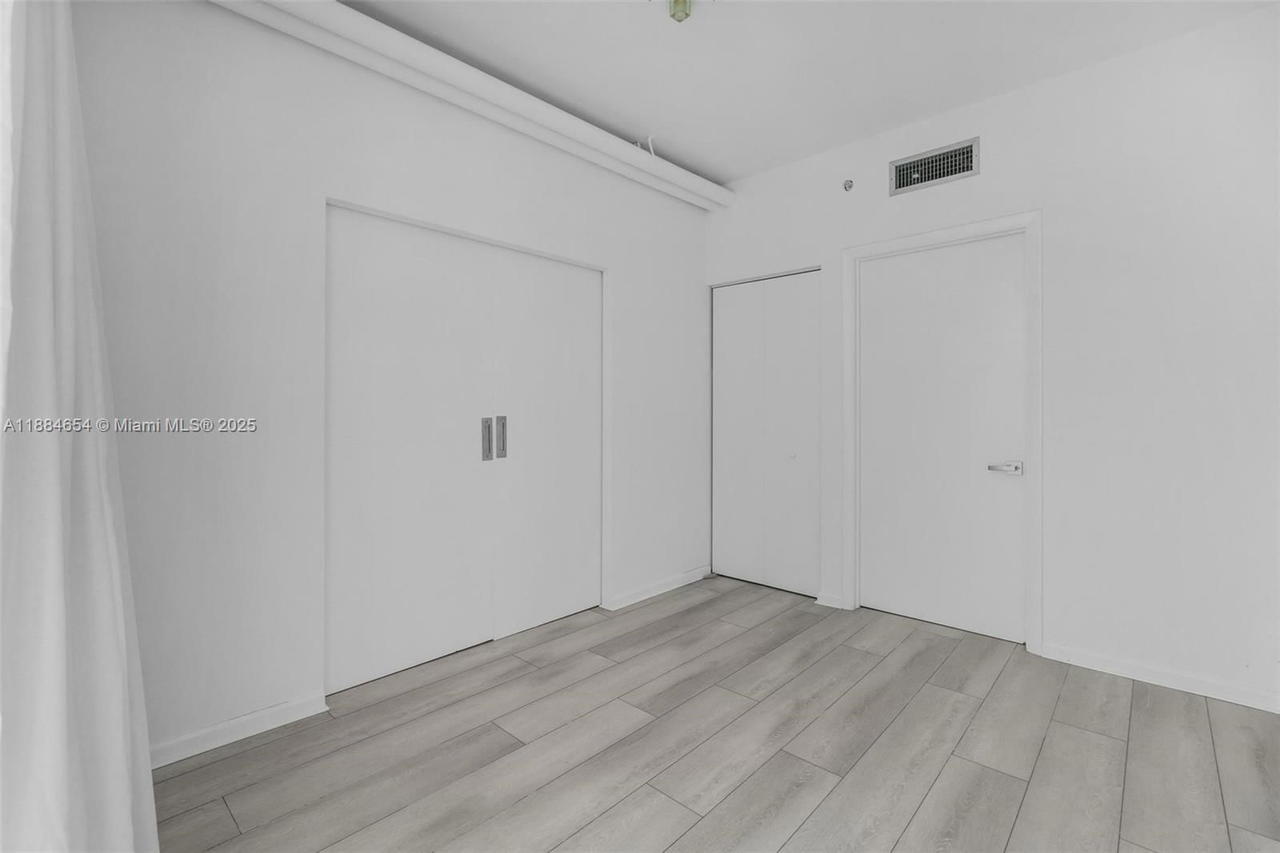 Real estate property located at 690 SW 1 CT PHII 19, Miami-dade, Neo Vertika Condo, Miami, FL