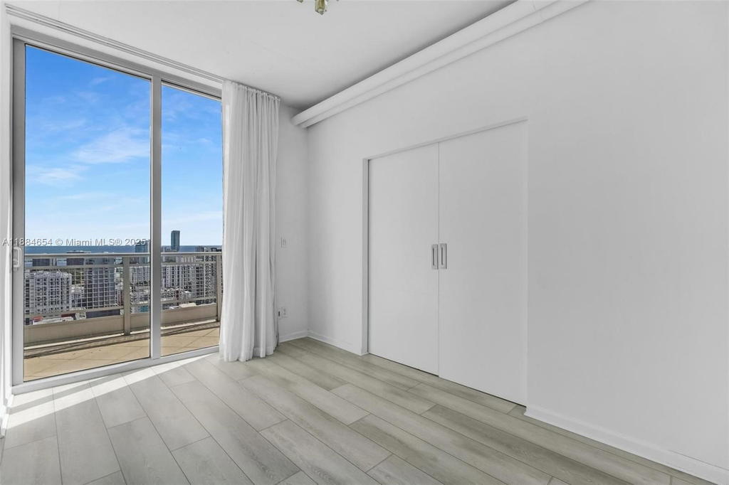 Real estate property located at 690 SW 1 CT PHII 19, Miami-dade, Neo Vertika Condo, Miami, FL
