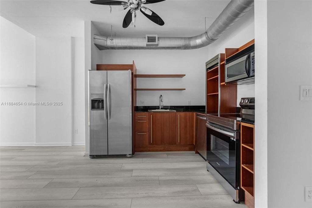 Real estate property located at 690 SW 1 CT PHII 19, Miami-dade, Neo Vertika Condo, Miami, FL