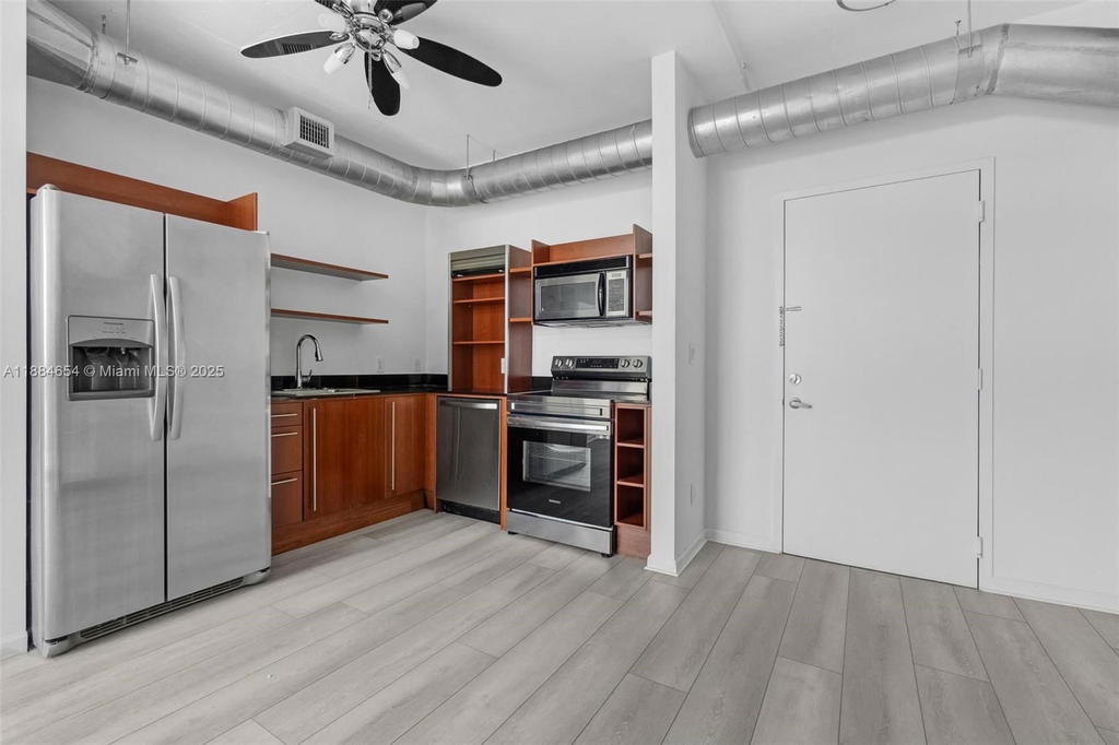 Real estate property located at 690 SW 1 CT PHII 19, Miami-dade, Neo Vertika Condo, Miami, FL