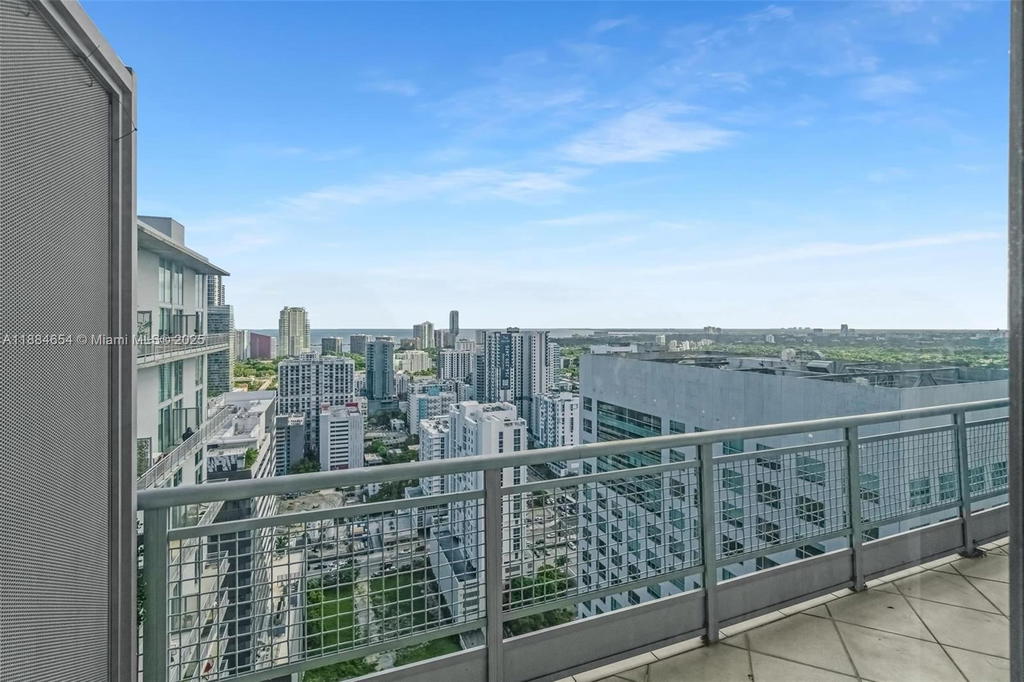 Real estate property located at 690 SW 1 CT PHII 19, Miami-dade, Neo Vertika Condo, Miami, FL
