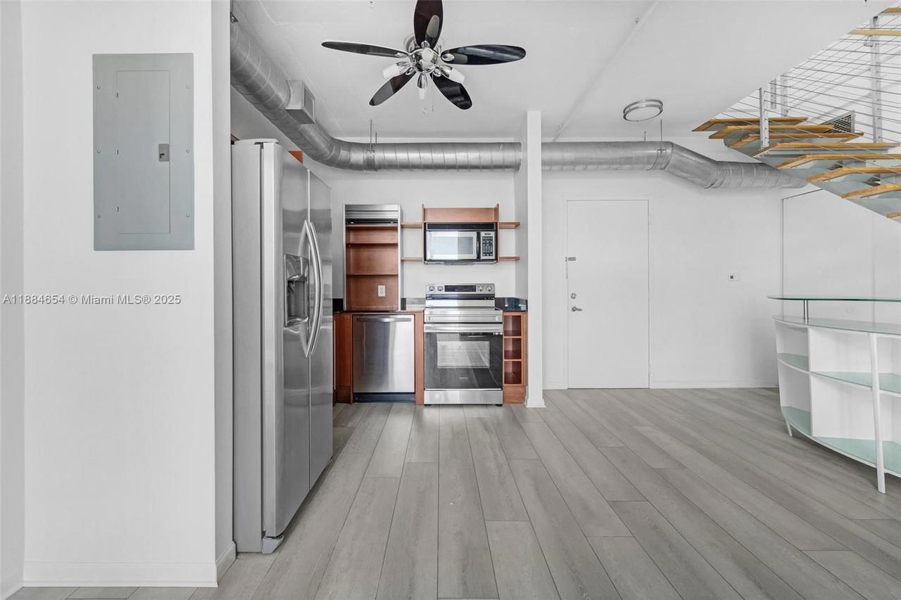 Real estate property located at 690 SW 1 CT PHII 19, Miami-dade, Neo Vertika Condo, Miami, FL